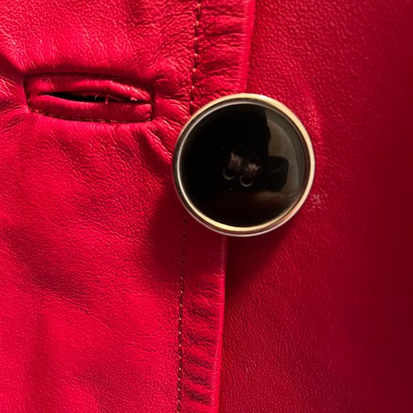 Danier Red Trench Coat - Picture 13 of 13